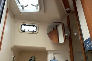 1998 Mainship 350 Trawler thumbnail 16