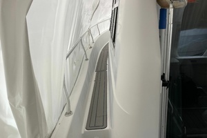 1998 Mainship 350 Trawler thumbnail 26