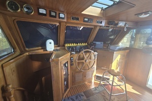 1982 Ocean Alexander thumbnail 17