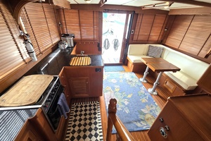 Southern Charm 37ft Mariner Yacht For Sale
