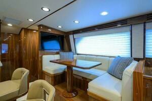 2021 Viking 72 Convertible thumbnail 8