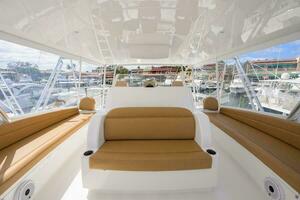 Viking 72 TAMI ANN - Flybridge Seating