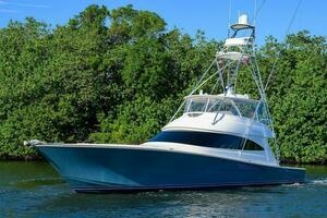 2021 Viking 72 Convertible thumbnail 40