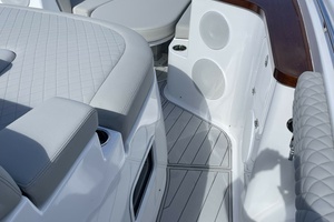 2025 HCB 56 Suenos thumbnail 20