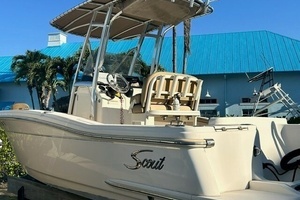 2019 Scout 215 XSF thumbnail 2