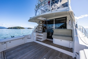 2011 Riviera 43 Open Flybridge thumbnail 6