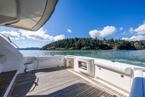 2011 Riviera 43 Open Flybridge thumbnail 7