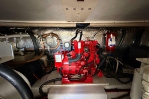 2005 Riviera 37 Flybridge thumbnail 28