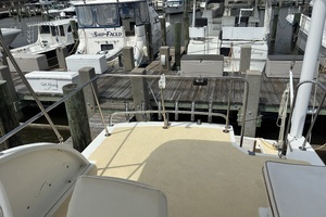 1989 Duffy 35 Flybridge thumbnail 41