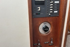 1989 Duffy 35 Flybridge thumbnail 21