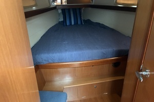 2008 Beneteau Oceanis 43 thumbnail 20