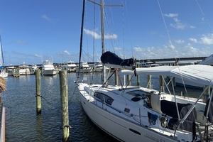 ASTRAEA 43ft Beneteau Yacht For Sale