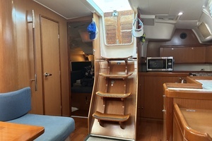 2008 Beneteau Oceanis 43 thumbnail 28
