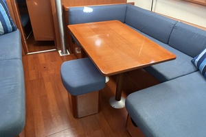 ASTRAEA 43ft Beneteau Yacht For Sale