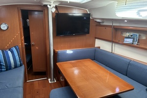 2008 Beneteau Oceanis 43 thumbnail 5
