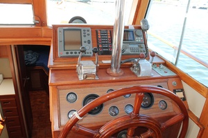 42ft Grand Banks Yacht For Sale