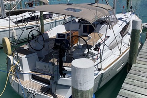 44ft Jeanneau Yacht For Sale