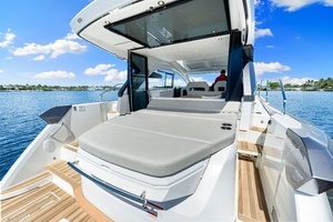 2024 Beneteau Gran Turismo 45 thumbnail 33
