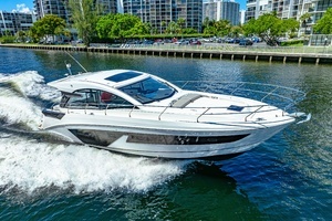2024 Beneteau Gran Turismo 45 thumbnail 23