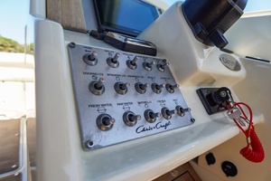 Win Some 26ft Chris Craft Yacht For Sale
