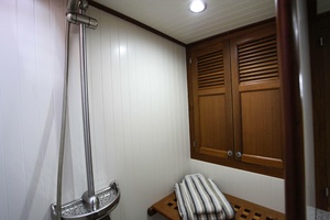 Gypsea Dancer 43ft Hampton Yacht For Sale