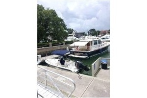 2001 Grand Banks thumbnail 6