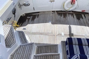 2001 Grand Banks thumbnail 30