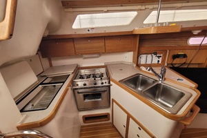 Escape II 33ft Catalina Yacht For Sale