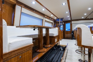 Viking 80 MERCEDES - Dinette