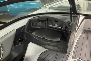 23ft Monterey Yacht For Sale