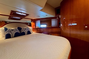 Mentorship IV 82ft Jefferson Yacht For Sale