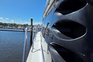 2000 Carver 450 Voyager Pilothouse thumbnail 51
