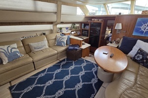 2004 Meridian 459 Aft Cabin Cockpit Motor Yacht thumbnail 34
