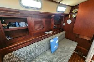 1986 Tartan 34-2 thumbnail 11