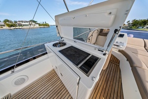 2015 Prestige 550 'Legacy'