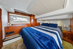 2015 Prestige 550 thumbnail 36