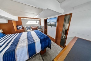 2015 Prestige 550 thumbnail 37