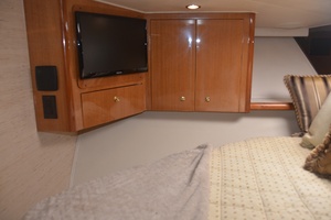 Viking 52 LET IT RAIN - Guest Stateroom