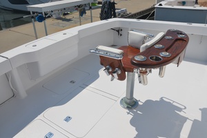 Viking 52 LET IT RAIN - Cockpit Fighting Chair