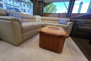 Viking 52 LET IT RAIN - Salon