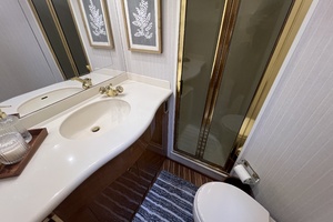 Viking 52 LET IT RAIN - Master Stateroom Ensuite Head