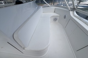 Viking 52 LET IT RAIN - Helm Seating