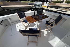 2003 Viking 52 Convertible thumbnail 12