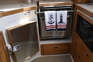 Lucia 40ft Catalina Yacht For Sale