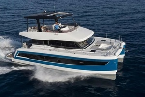 2018 Fountaine Pajot MY 44 thumbnail 3