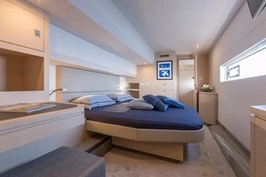 2018 Fountaine Pajot MY 44 thumbnail 16