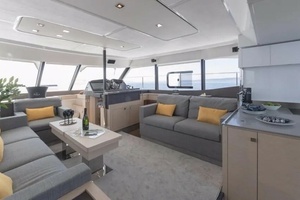 2018 Fountaine Pajot MY 44 thumbnail 12