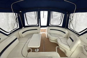 2010 Sea Ray 390 Sundancer thumbnail 11