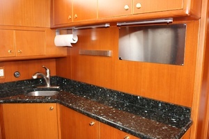 2007 Jefferson Motor Yacht thumbnail 15