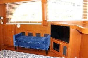 2007 Jefferson Motor Yacht thumbnail 12